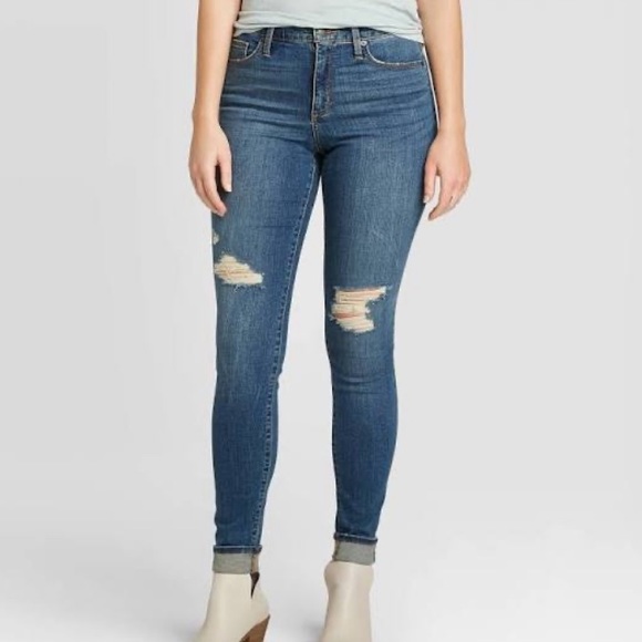 NWT Universal Thread Jeans - Picture 2 of 9